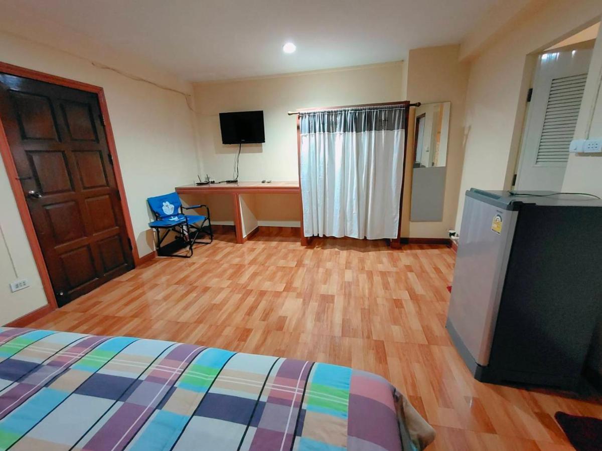 Sea Hill Apartment Pattaya Exterior photo