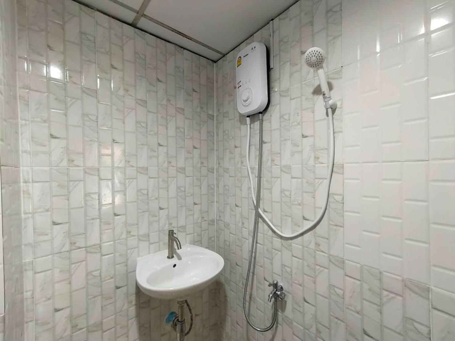 Sea Hill Apartment Pattaya Exterior photo