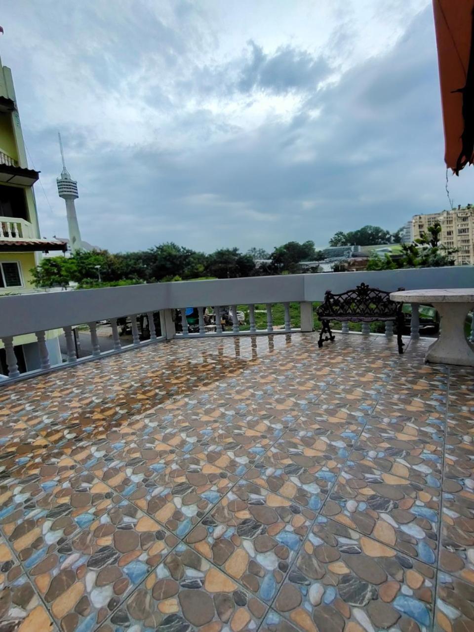 Sea Hill Apartment Pattaya Exterior photo